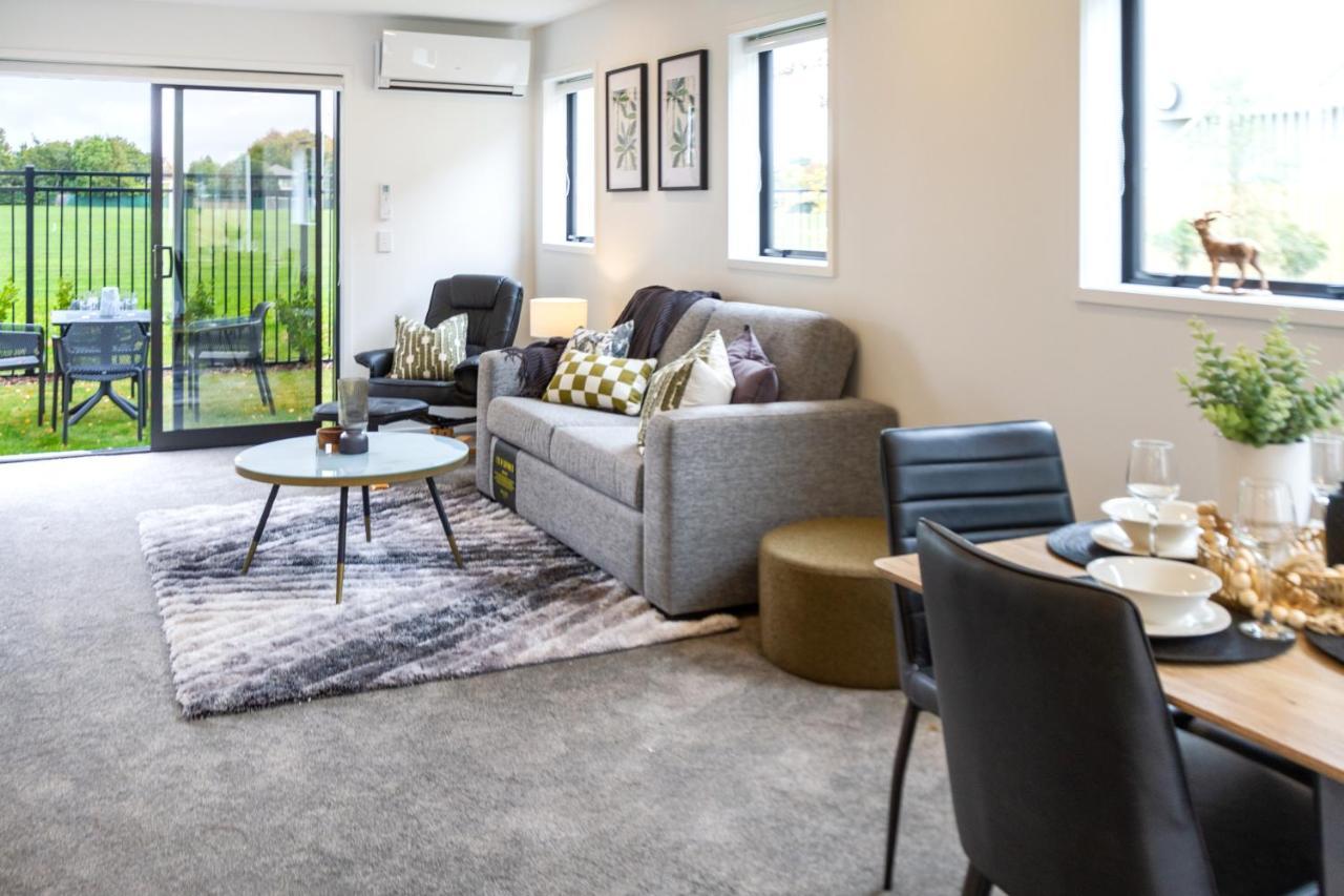 크라이스트처치 Peaceful Park View Townhouse 2 Bed W/Carpark 아파트 외부 사진