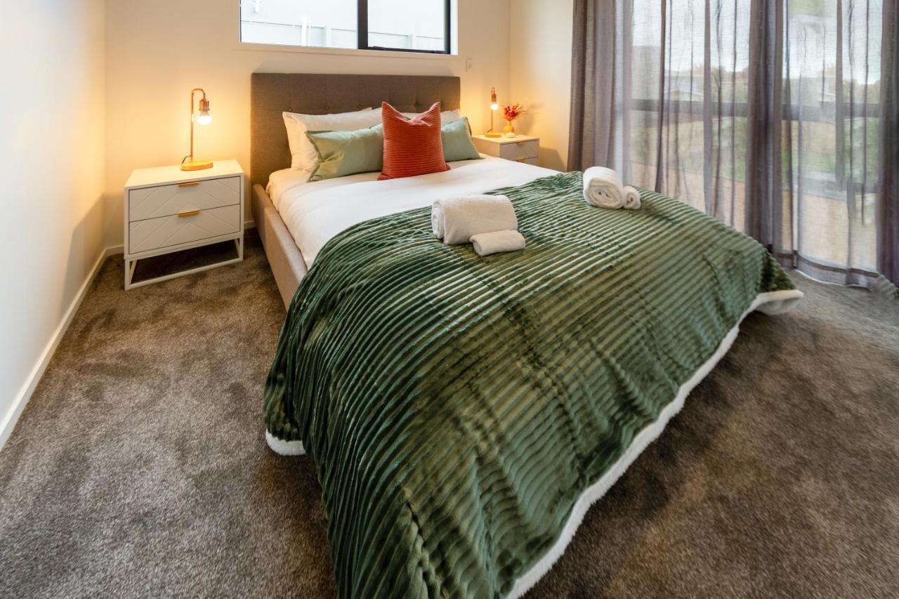 크라이스트처치 Peaceful Park View Townhouse 2 Bed W/Carpark 아파트 외부 사진