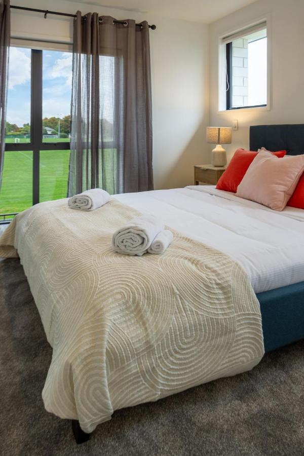 크라이스트처치 Peaceful Park View Townhouse 2 Bed W/Carpark 아파트 외부 사진