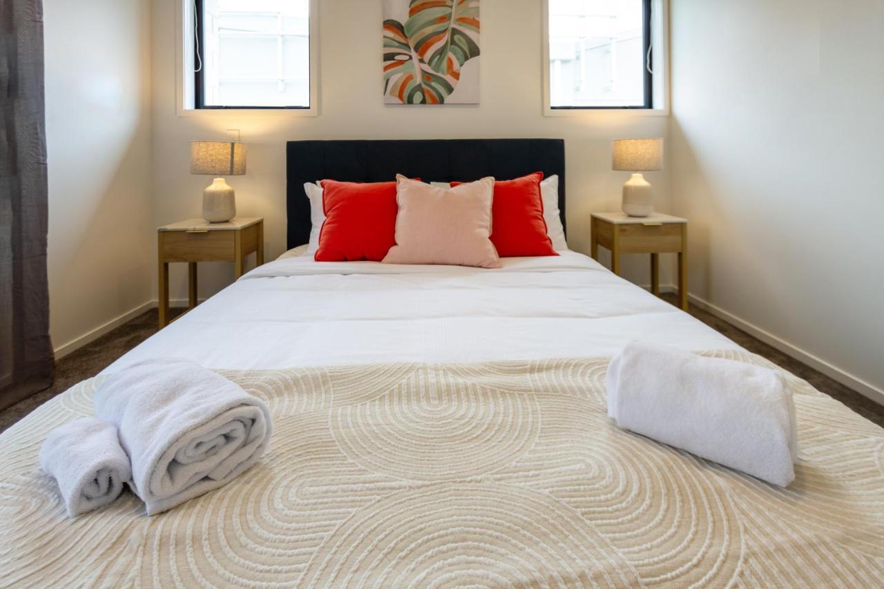 크라이스트처치 Peaceful Park View Townhouse 2 Bed W/Carpark 아파트 외부 사진